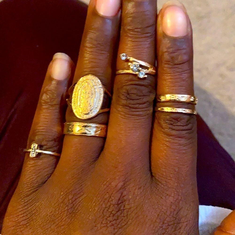 Set of six rings - Picture 2 of 2